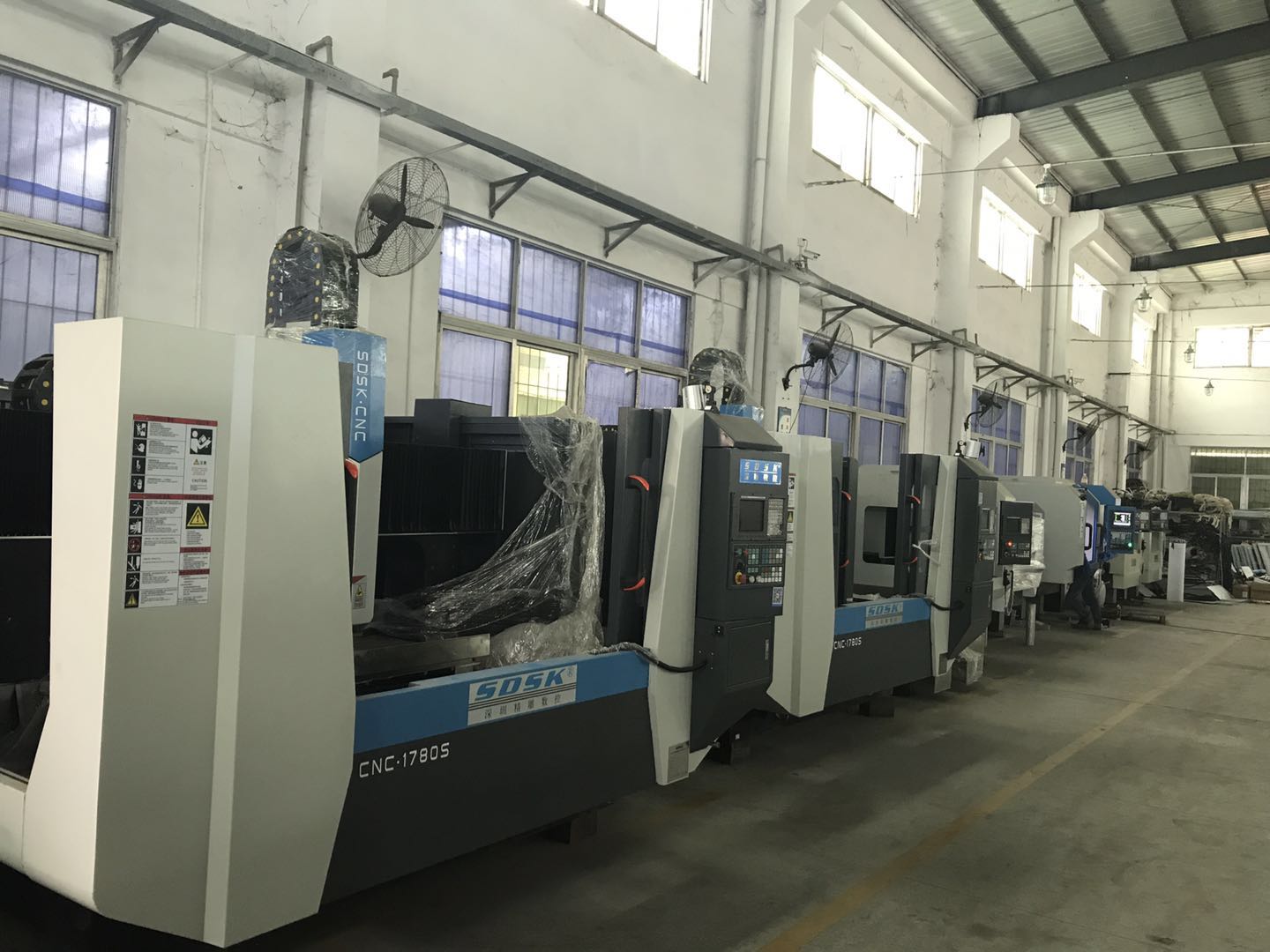 CNC加工中心、雕銑機(jī)和精雕機(jī)三者的區(qū)別有那些